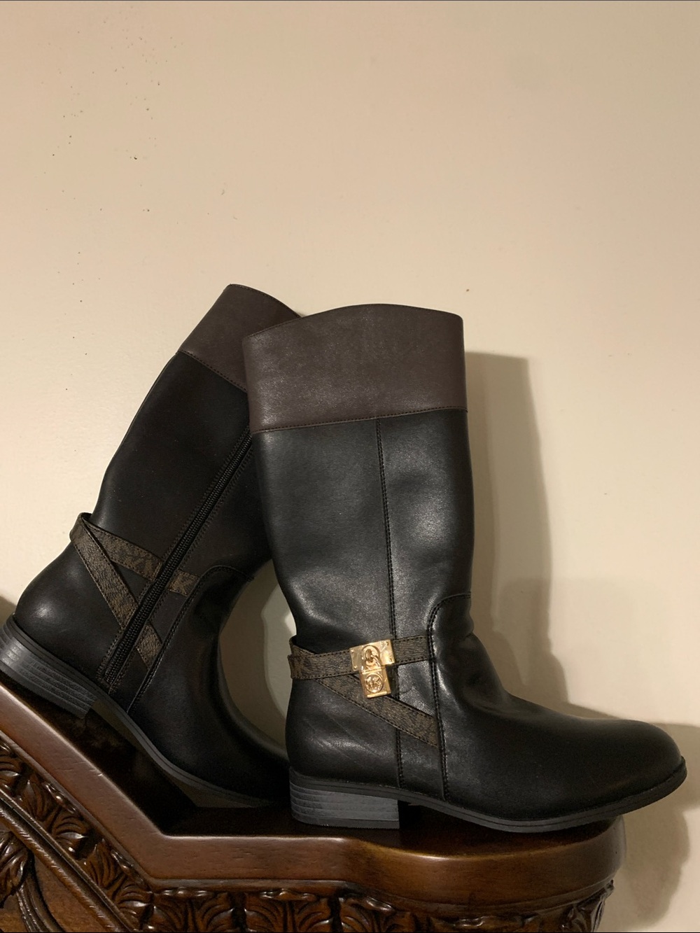 Stylist kids boots for winter